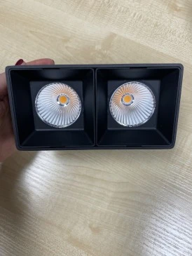 Накладной светильник E DINBURGH 220V, 10W*2, 155*80*95, 3000K, 36°, черный