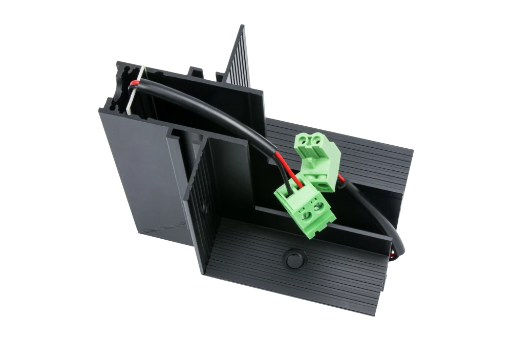 Встраиваемый L-образный угловой элемент ONYX 24V, 100*100mm, черный