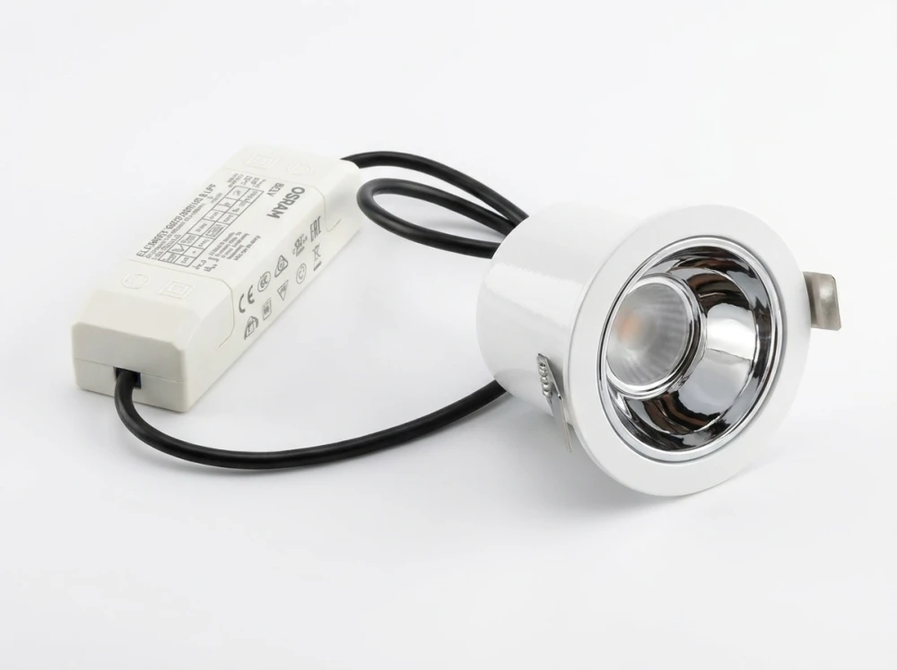 Встраиваемый светильник VELA2 220V, 6W, Ø60, 3000K, 30°, белый + серебристый рефлектор